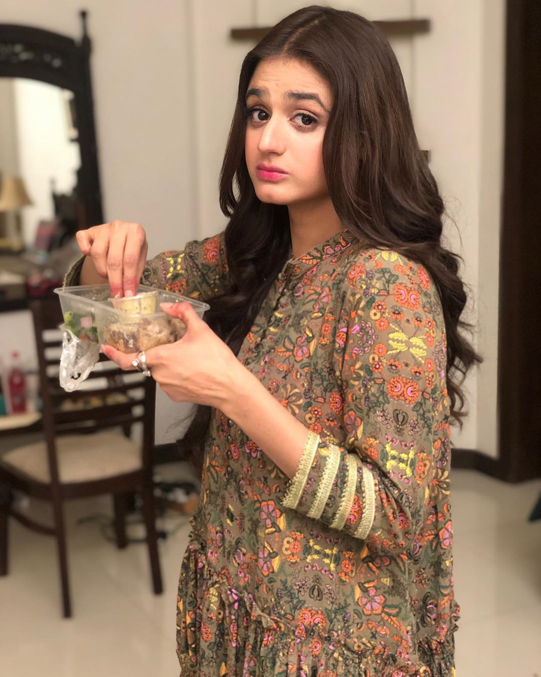 New Awesome Clicks of Actress Hira Mani | Dailyinfotainment