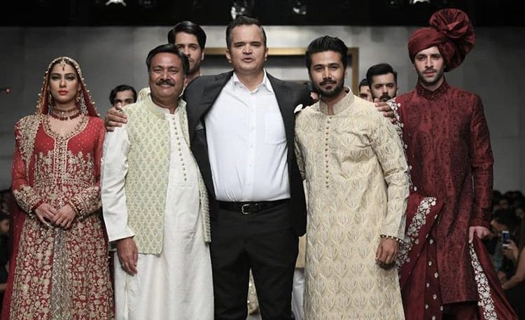 Ali Abbas Along with His Father Walking On The Ramp | Dailyinfotainment